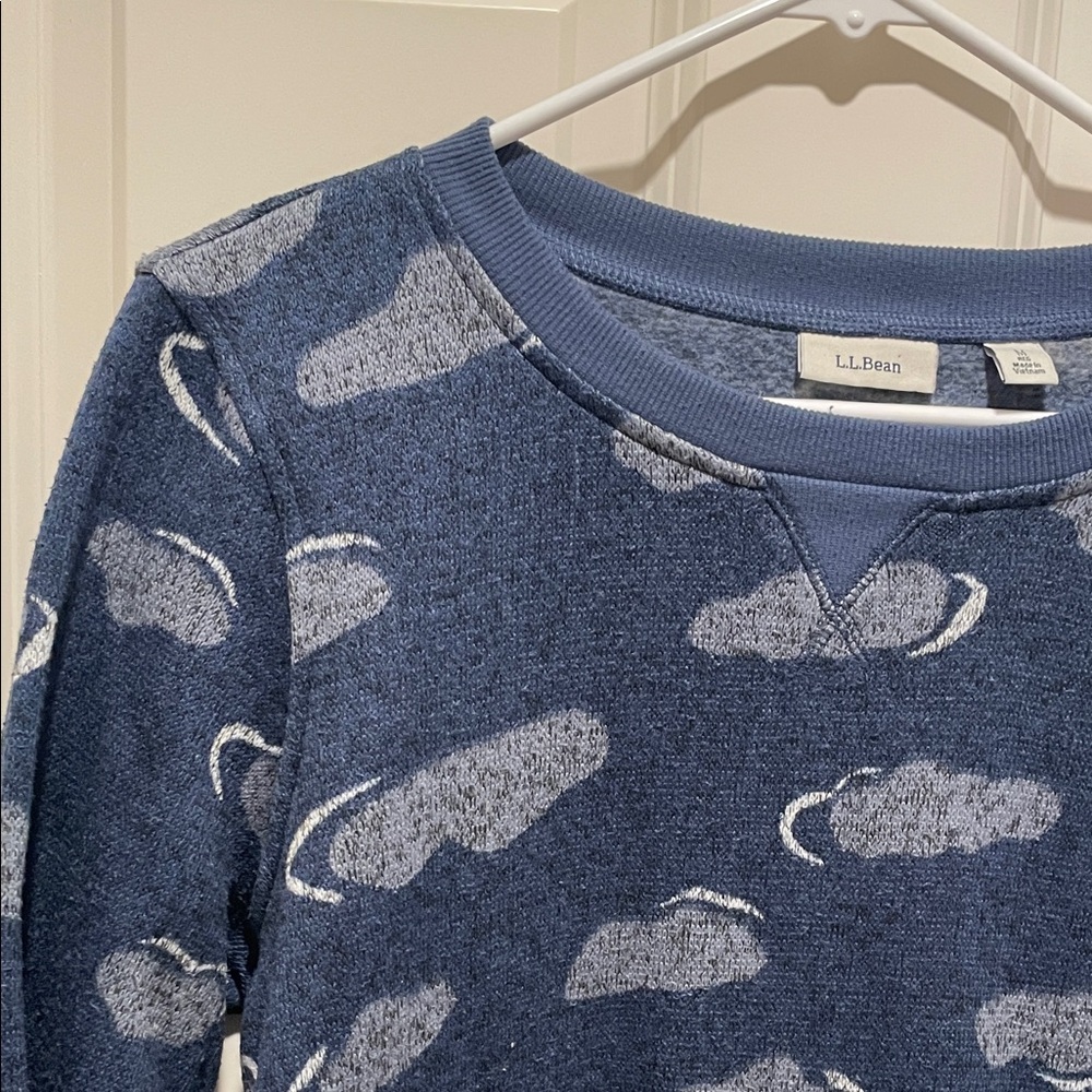 L.L.Bean Lightweight Sweater Fleece Top – Vintage Indigo Clouds, Size Medium